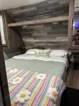 Cozy 2-bedroom RV 1.5 miles from Wolf Creek Marina, Lake Cumberland KY - Wifi