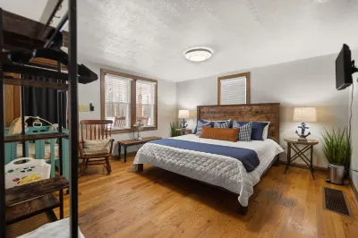 Pet & Family Friendly • Near Lake • HotTub • FirePit • Game Room • Close to town