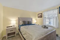 NEW! Juniper Retreat POOL+HOT TUB