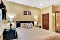 Alpine Village Suite w/ Garage and Sauna