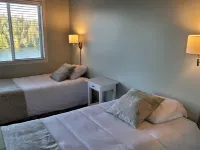 Argo's Landing Hotels near West Coast Trail - Pachena Bay Trailhead