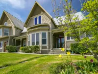 Sunrise Inn Hotels in Anacortes