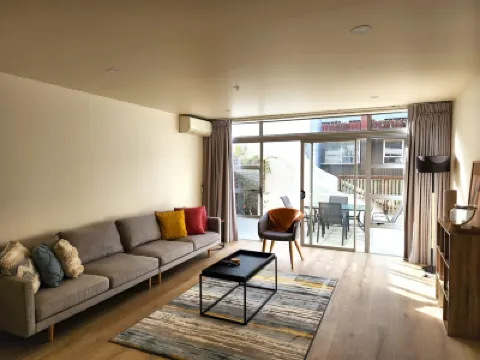 U Suites on Jessie Hotels in 