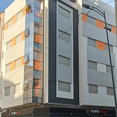 Town Hotel Hotels near تاناغرا مول مجمع تجاري