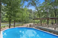 Ouachita National Forest & Kiamichi River Retreat w/ POOL