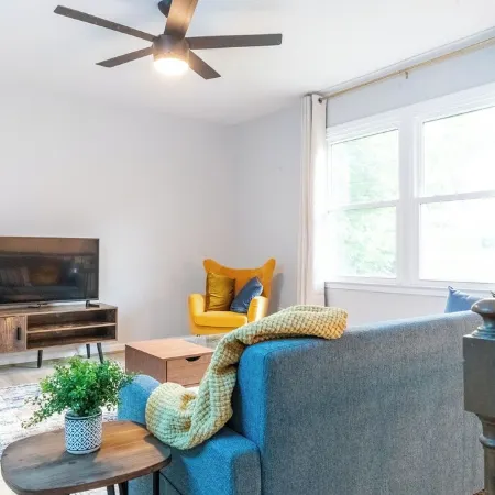 Charming 4-bedroom house with AC and WiFi in Winston-Salem
