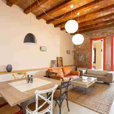 Moianes Apartment by Olala Homes Rooms