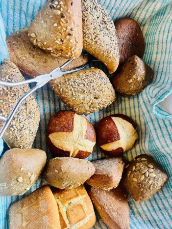 Apart Hotel Goldener Hahn Baiersbronn, Ferienwohnungen | Frühstück, Sauna & Indoorpool Отели в г. Байрсброн