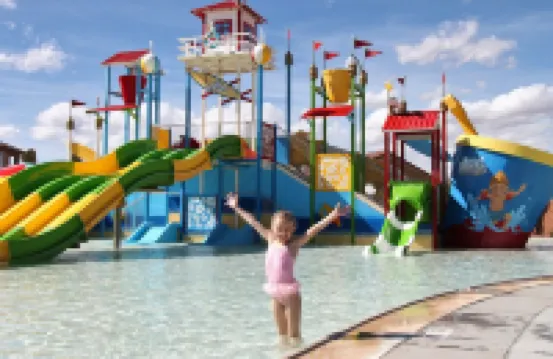 60| Luxurious Vacation Home w/Party Deck & Hot Tub!