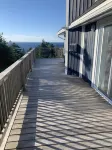 The Bird House- 3 bed unique home with Hot tub