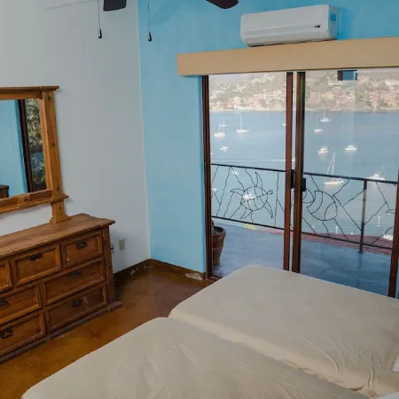Nice vacation place to relax under the hot sun of zihuatanejo