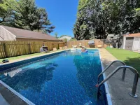 Inground Pool, Arcade-Gameroom, 10 Min to GR! - Pools