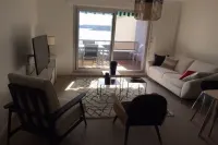 Apartment sea view near promenade clair de lune center