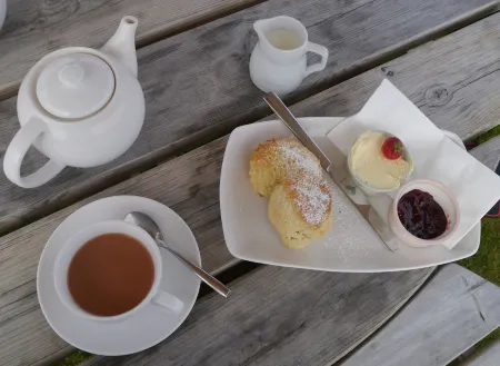 Self Catering Rural Farm Cottage + Heated Pool Cornwall Отели в г. Лаунцестон