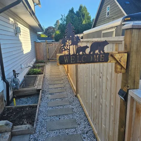 Private & cozy suite located in Fort Langley