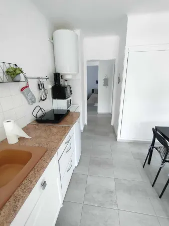 Welcome to the Olivade private pool with large garden Отели в г. Ньон