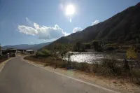 Karmaling Homestay caters as both a private room and serviced apartment B Hotels in Paro