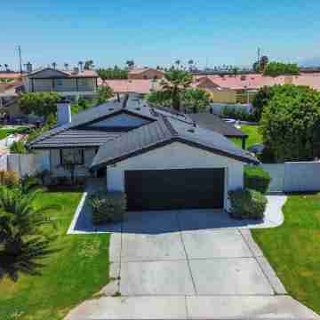 Lovely Indio Paradise with huge yard / pet friendly Hotel Exterior