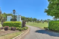 10 mins to TIEC - Sleeps 6 - Rutherfordton Retreat