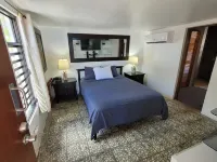 CASA ROARK OCEAN FRONT CHALET