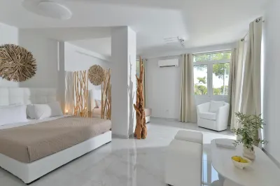 Alekos Luxury Suites Free 24h Transportation from - to Airport Hotels near Paralia Ippokampos