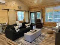 New! Cozy 4 Guest Cabin in Damascus! Pet Friendly! - Hytter