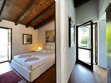 The House of the Seven Dwarfs