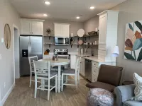 Brand new condo with gorgeous lake views