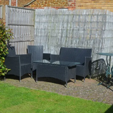 Fuzzy Duck Cottage. Over 100 5 star reviews on Trip Advisor. Sleeps 4