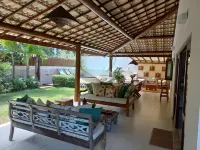 Praia do Forte, cozy house with 4 bedrooms, swimming pool, wi-fi and gourmet area,