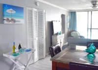 Red Hook Beautiful Condo in Paradise, Oceanview, Beach, Marina, 1 Bed, Sleeps 2