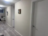 Cozy basement suite near Airport 위니펙 호텔