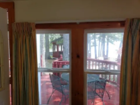 Amazing Cabin directly on Higgins Lake w/Private Boat Mooring Onsite!