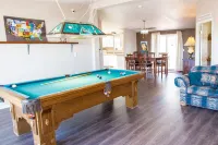 Huge Decks & Pool Table! 3 Kings/1 Queen/9 Twins in this 5BR/2.5BA Home!