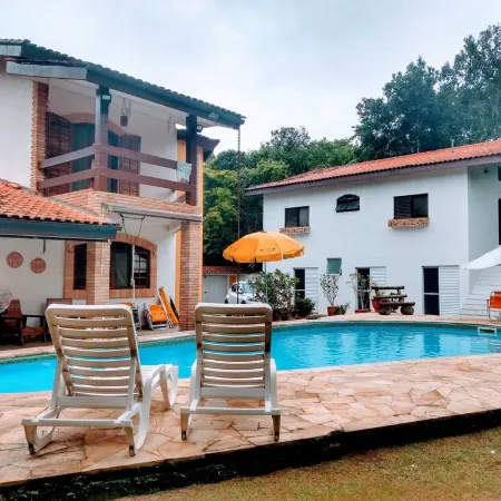 Beautiful house for 25 people, with swimming pool, feel the country air on the beach.