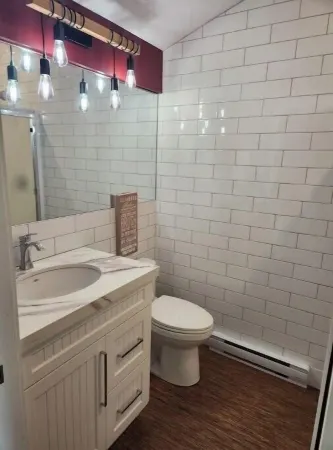 Private Dock - Tranquil Weekend Getaway