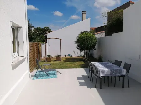 Chatelaillon-Plage 2 minutes SEA BEACH near La Rochelle 4 pers