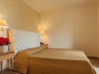 Hotel Dependance Silvestro Hotéis em Garda Town