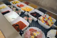 巴爾那斯萊德旅店 - 早餐