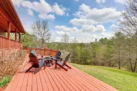 Peaceful Cabin Retreat - 9 Mi to Murphy! - Wifi