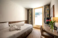 Hotel Nassereinerhof فنادق في Pettneu am Arlberg