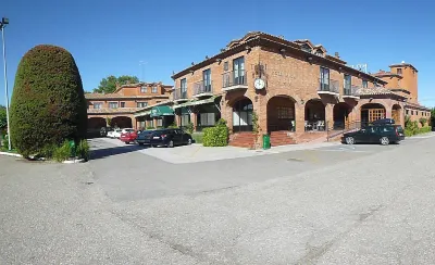 Hotel Alisa Hotels near Palacio Ducal