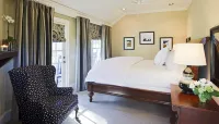 Inn at Willow Grove Hotels in Orange