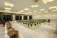 Hotel Grand Haveli Hotels in Valsad