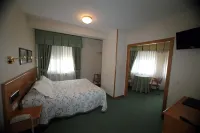 Hotel Ramos Hotels in Lalin