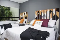 Kapital Suites Hotel a 