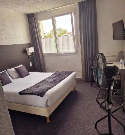 Cit'Hôtel le Quai 9 , ex le Challans