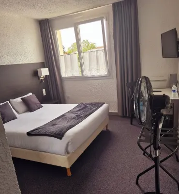 Cit'Hôtel le Quai 9 , ex le Challans