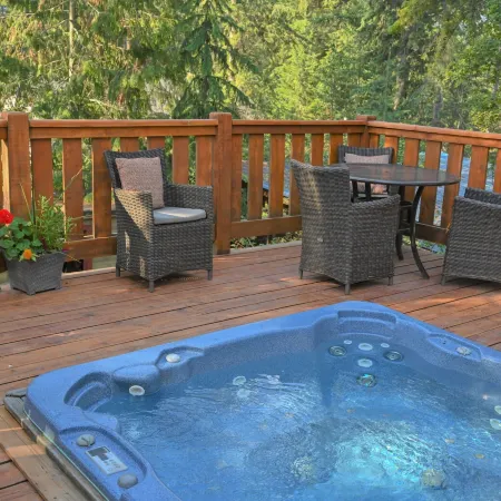 Auberge Kicking Horse Guest House
