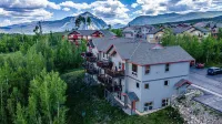 97A Exceptional Views, 4 Br, Central Location by RedAwning